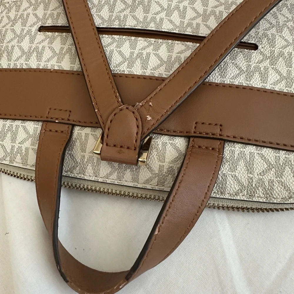 Michael Kors Rhea Zip Medium Slim Signature Logo Backpack - Picture 10 of 11